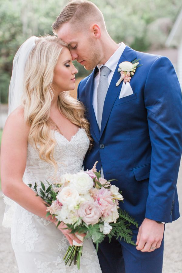 Kelly and Kevin's Plantation Wedding with a Neutral Palette The Perfect Palette